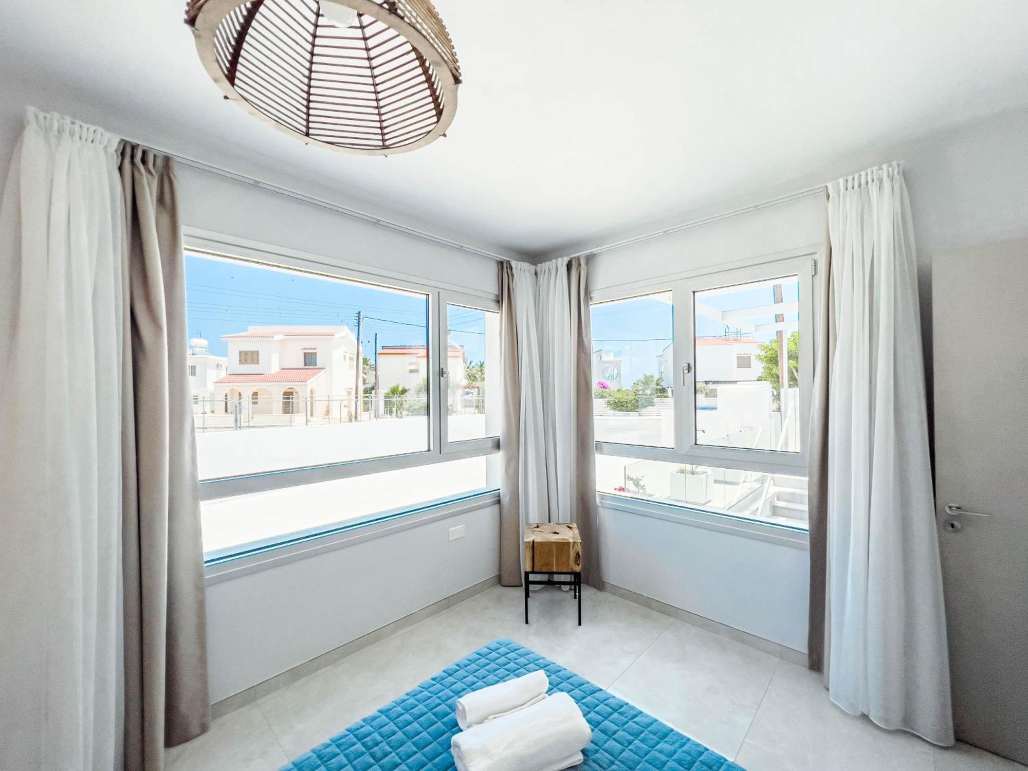 Geo Panoramic Villa +Pool +Game Room +Gym Protaras Exterior photo